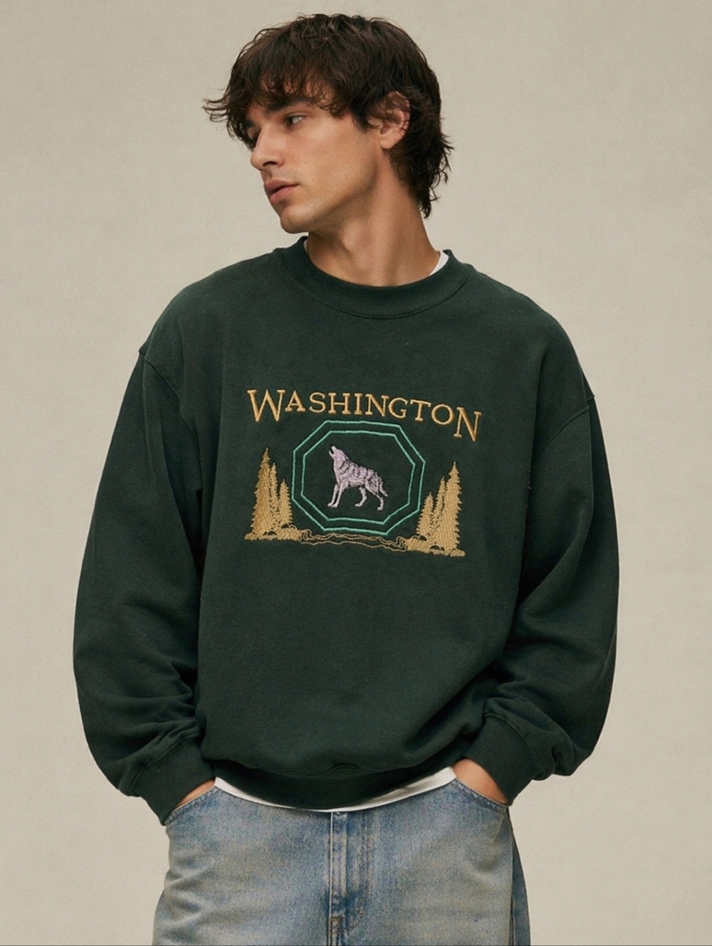 VINTAGE FRUIT OF THE LOOM Washington Sweatshirt Men XL Green Wolf Forest 90s USA